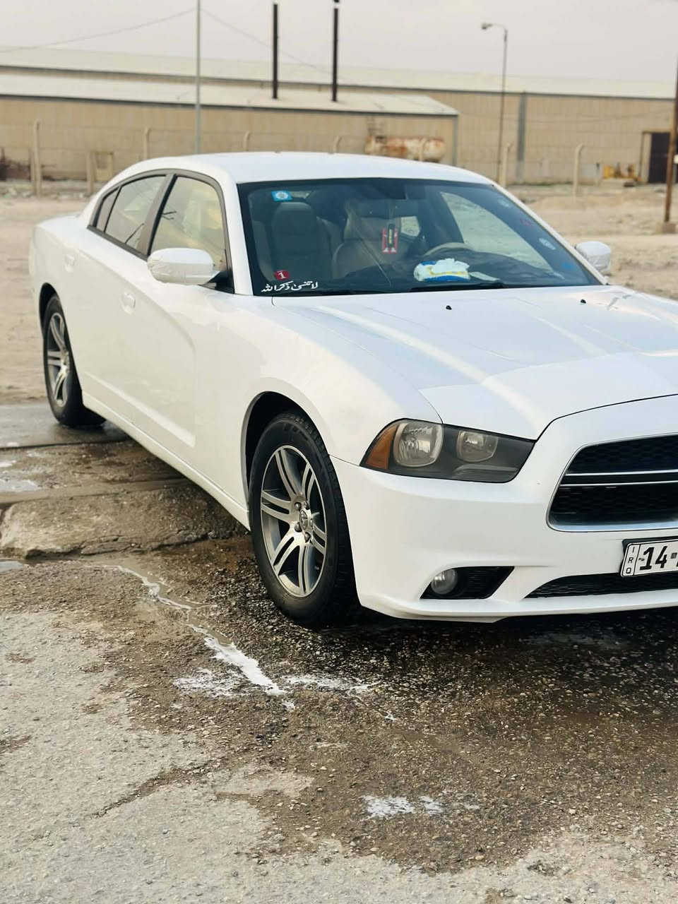 السلام عليكم جارجر للبيع مديل 12كندي السياره رقم بصره باسمي مكينه 360السياره جاهزه من كلشي جواه تخم تاير كوري مكانه بصره خور الزبير السعر 165اوبيه مجال قليل الجوال ***********
