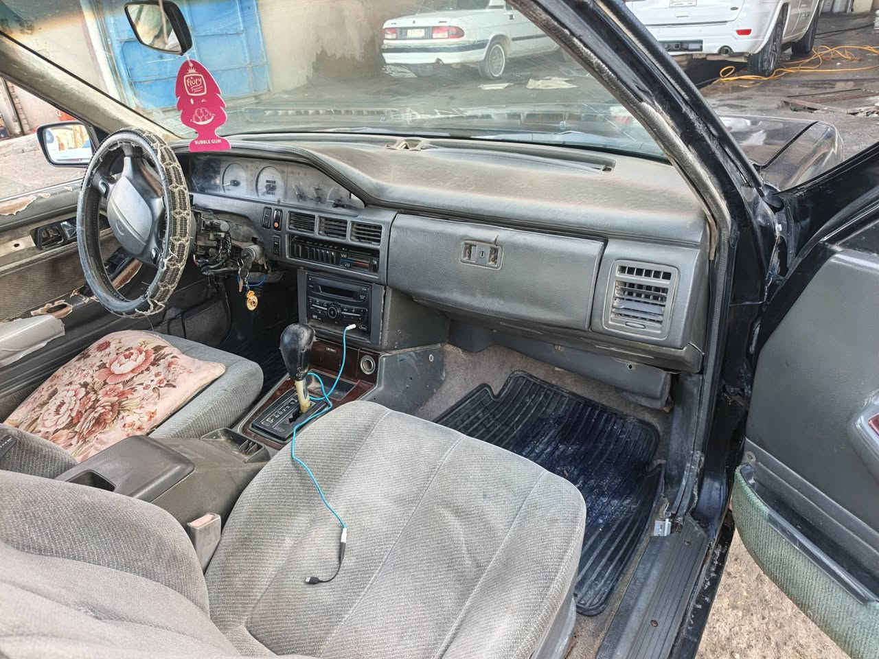 كيه بونتيشا مديل 95للبيع وترهم مراوس حسب القناعه رقم واسط مشروع وطني سنوية ٢٦مكينه ونجي ٦سلندر لاتنقيص ولا تبخير اترايك وين ما تريد مكان السياره ناصريه سعر المطلوب ٢٧وبيه مجال***********
