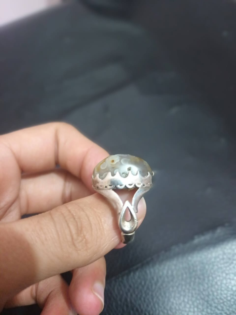 للبيع فضه سليماني قديم
قيم باليرضي الله واخذه


**إذا كنت صاحب هذا الإعلان وتريد حذفه لأي سبب، رجاءا أرسل رسالة إلى الدعم الفني**