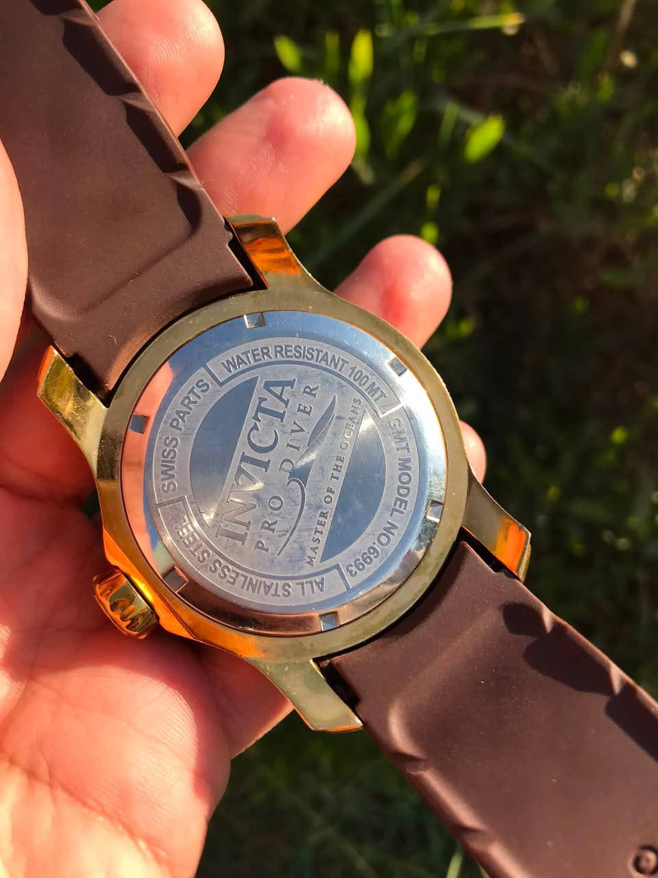 تحيه طيبه للجميع.
انفيكتا// invicta
سويسري اصلي قديم 
اربع اميال GMT دولي
نافذه لعرض التاريخ // رنك دوار 
السير مستبدل // نظافه عاليه 
السعر ٦٥ الف // توصيل موجود


**إذا كنت صاحب هذا الإعلان وتريد حذفه لأي سبب، رجاءا أرسل رسالة إلى الدعم الفني**