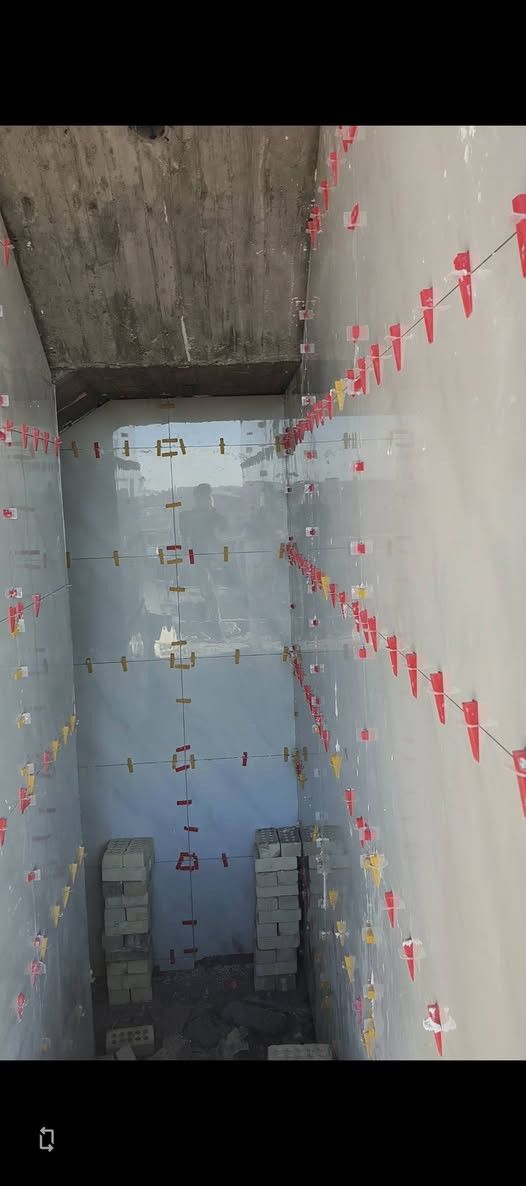 السلام عليكم اسطة سراميك جدار وارضية شغل نظيف وهندسي وسعر مناسب نشتغل محافظات متر يومية اتصل أو واتساب *********** تكدر تدخل خاص
