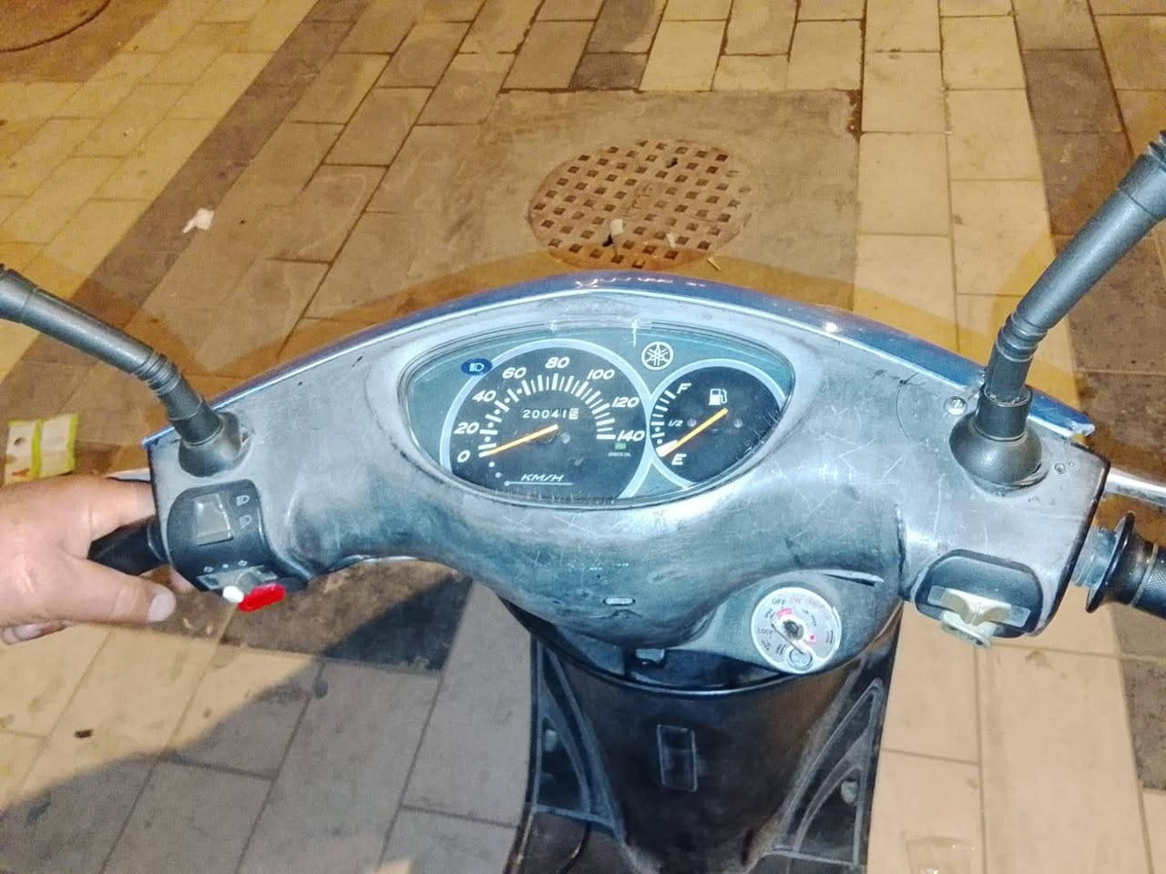 سلام عليكم حبايب دراجه بريز مكفوله العنوان شارع حيفا دراجه خير من الله سلف هندر  كفرات بلادي ***********
