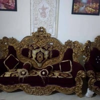 تخم زان • ١٠ مقاعد • نضيف