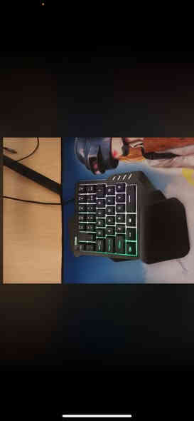 بلي فور اونلاين وياه غراض للبيع شلع، الغراض كالأتي :
بلي فور سليم اونلاين كامل هو و كيبلاته PS4 Slim
يدات البلي 2 وية كيبلاتهن + كيبلات اضافية كيبورد على كد الأيد ارجي بي محترم 
GOD OF WAR قرص اله الحرب
جهاز حماية شركة اسوار اصلي
داتا شو ميني بروجكتر دقة فول وتطلع صوت وصورة نظام اندرويد وايرلس
HDMI و
نظارة واقع افتراضي VR بيها سماعة مدمجة وجهاز تحكم ستاند بلي فور ماركة DOBE مع شحن يدات و 3 مراوح ماوس MS139 + ماوس باد شكلين حجمين
نحويلة موبايل تايب سي تربط يو اس بي 3 + انترنت
LAN
ساعة رقمية بيها ضوء على شكل بلوكة ماين كرافت شفتات ببجي هاي هيج شمرتها ببلاش وية الغراض
ملاحظة : الغراض كلهن نظيفات وجديدات اني بية طبع اجيب الشغلة استعملها بس مرة وحدة لان ماعندي وقت هواي اكثر وقتي بالشغل لو بالدراسة بس هم حاسبهن بسعر المستعمل
التواصل :*********** واتساب + عالخاص
* ماعندي خدمة توصيل
سعر الشلعة كاملة 450 الف ما ابيع قطع
مكاني كربلاء الانتفاضه الثالثه
