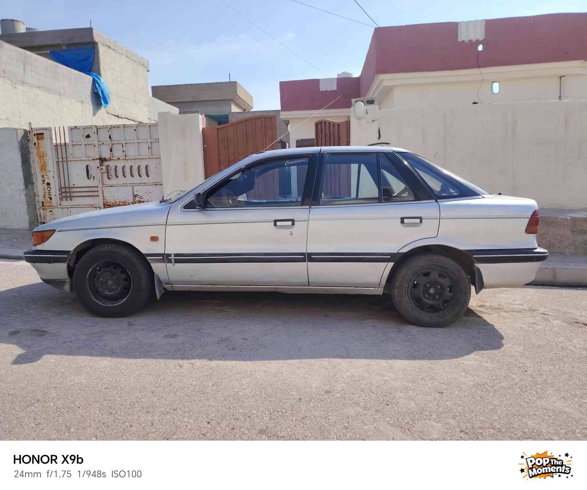 السلام عليكم لانسر (كلشي موضح بالفيديو) ✅ 
كير شرط محرك بداية صرف  ✅
 السياره موديل 1991 ✅ 
سنوية 2026-3  سنوية بأسمي ✅
هزة 2026 شهر 7 تسقط ✅ 
 السياره ابيع تحويل (فقط)  ✅ 
السياره كهربائيات كلها شرط شغالة ✅
مسجل شاشة اصلي  ✅
صبغ حزام بدون دواخل ✅
تايرات گدام قبل شهر شادهن الورة نص ✅ 
سعر(( 25 )) وبيها مجال بسيط ✅
للاستفسار *********** ✅

