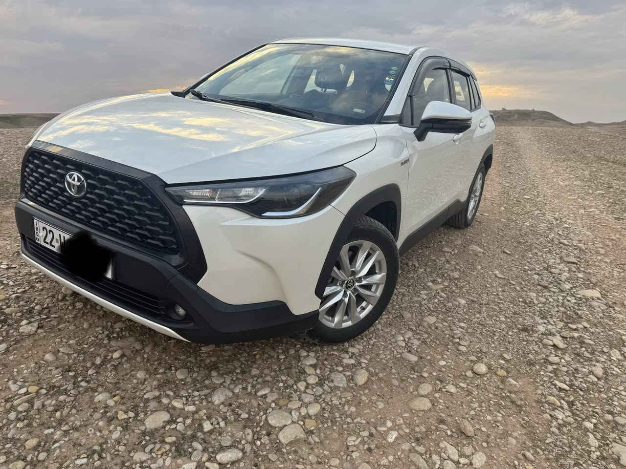 كورلا كروس خليجي ساس ماشيه ٦٦ الف ***********
