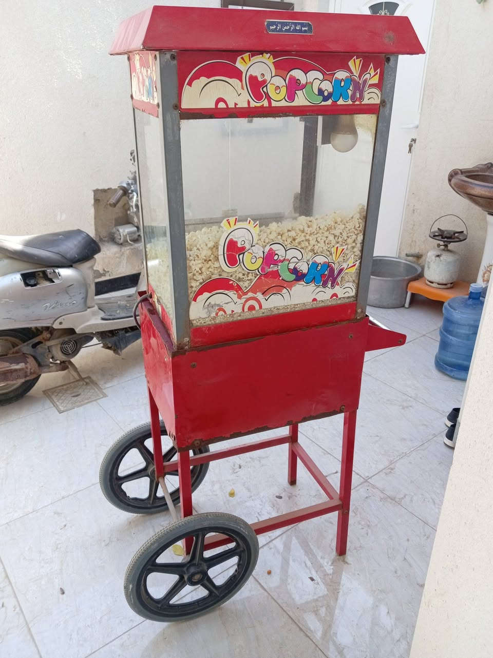 مكاين حب او شامية او عارضة كرزات او ميز خشب للبيع الشرايع يتصل على الرقم *********** اكو واتساب
