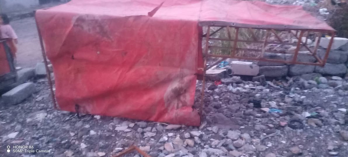 السلام عليكم رودي للبيع قطره خايسه مهدي ضد لايتات بدريتات موجوده السعر 60, قفل ا محجل طبقه مال كراتين سعره 40 قفل***********
