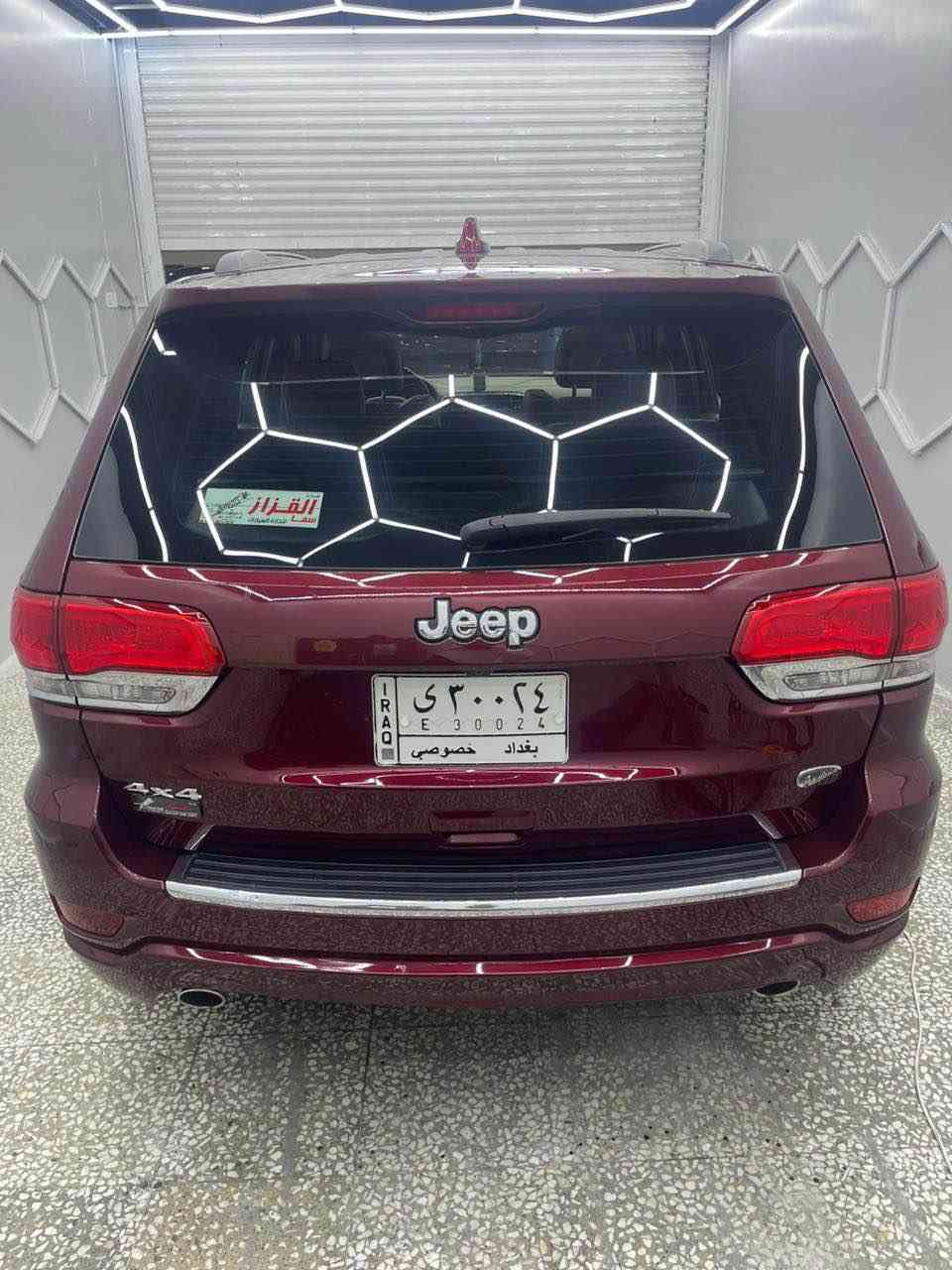 جيب (خليجي) موديل 2020 آوفر لاند مكفولة كفالة عامة السيارة ماشية 76.000الف  فول  مواصفات جكات فورويل بارنوما هوك امامي خلفي
محرك ٦ سلندر ٣٦٠٠ مكفول دفع رباعي 4.4
بصمه + تشغيل عن بعد كروز تثبيت سرعه
صندوق كهرباء
بنوراما
جكات تصعد وتنزل
ماوس وضعيات قيادة
داخل قرميدي اصلي
ستيرن كهرباء + تدفئه
كشنات جلد تدفئه وتبريد
خزن وضعيه كشنات ميموري
شاشة كبيرة
دمام خلفي
كامرة دوارة ٣٦٠ درجة
حساسات امامي خلفي
لد امامي خلفي
لايت زنون عالي ناصي
اضاءه ترحيب
دشبول خياط طبيعي
اوتو ستارت
حساس امامي وخلفي
رادار جانبي وخلفي 
مري شفط + اشاير بلمري مع القفل وعاكس ضوء + هيترات مري+نقاط عمياء
اضاءه ترحيب
وبعد هواي مواصفات. 
مكان السياره حي العدل
الشراي يتصل  واتساب 
*********** Colombo, Sri Lanka
