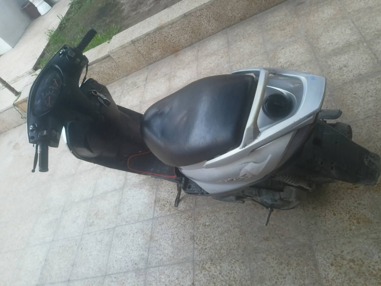 للبيع او مراوس مع بزون نفخ اماطورماكس 140 وايرمينة شغالة كامل فحم في فحم ماطور ينرادلو تعميرة 150 الف سعرو


**إذا كنت صاحب هذا الإعلان وتريد حذفه لأي سبب، رجاءا أرسل رسالة إلى الدعم الفني**