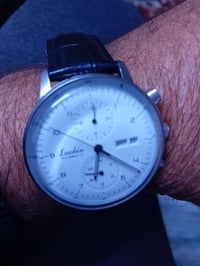 ساعات • مبادلة