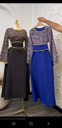 ملابس • للبيع