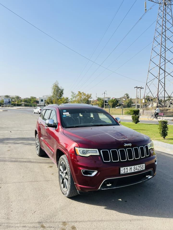 السلام عليكم
جيب گراند شيروكي 2017

السياره اوفر لاند بدون جكات رقم بغداد الجديد بأسمي 

السياره بيها قطعتين صبغ جاملغ امامي وخلفي  

السياره جديده جداً ونضيفه ونصبتها تخبل 

مواصفات السياره 

بنوراما 

رادار 

خزن ميموري 

شفتات استرين 

شاشه جبيره 

كشنات احمر جلد 

3 انضمه قياده 

جكات منحدرات جبال 

كشنات كهرباء 

تدفئه تبريد بلكشنات 

حساسات 

لايتات ابو العدسه ابو لد الثلجي

السياره مكينه وكير وحداده وكهربائيات واكسل 

و تايرات وويلات وكلشي بيها جديد 

سعرها 210 وبيها مجال للشراي 

مكان السياره بغداد  

***********
