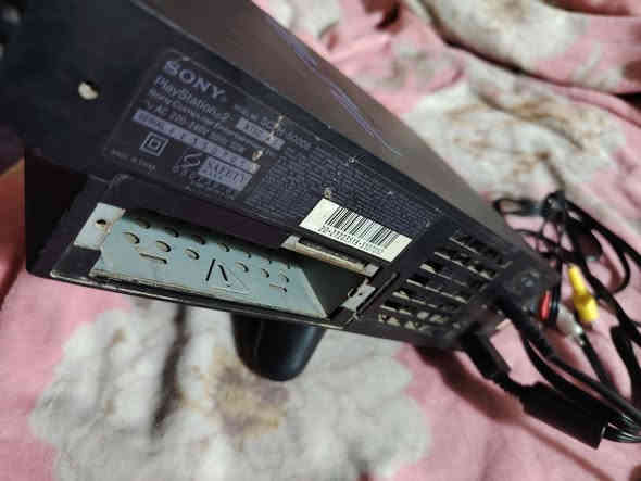 بلي 2 نضيف مامفتوح غراضة اصليه يدة وحدة اصلية واير اُصًلًيےّ كيبل اُصًلًيےّ وياه فلاش 32 كيكا وبي العاب وخزن وياه السعر 35 مكاني كربلاء *********** توصيل عِنـ.̷̷̸̷̐ـديّ  داخل كربلاء اجيبة الباب بيتك توصيل مجاني
