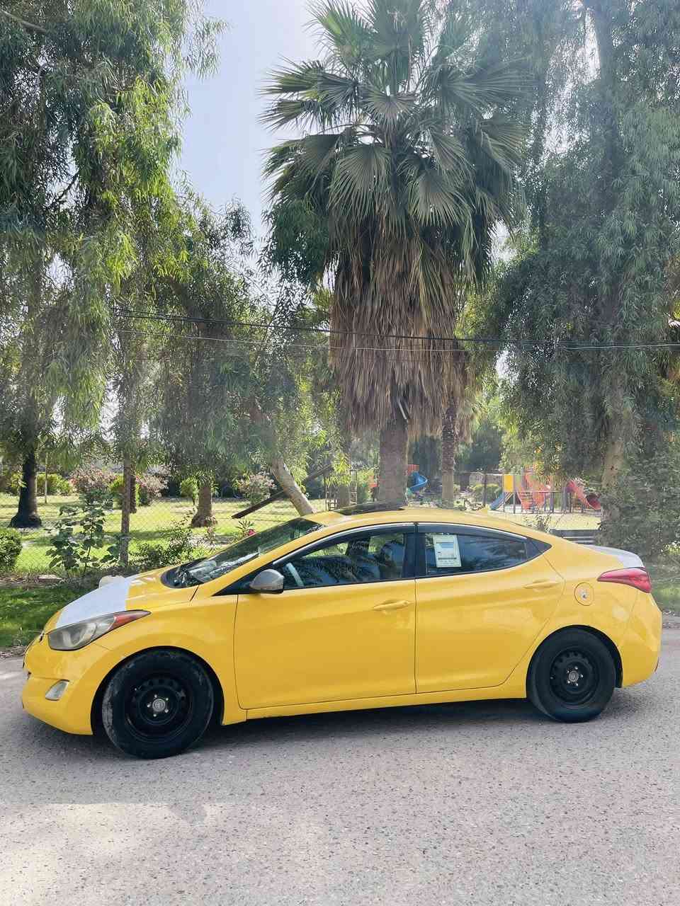 السلام عليكم النترا موديل 2013 امريكي رقم بغداد انكليزي دولي سنويه ل2030 فول واحد ع واحد فتحه +بصمه+بصمه ابواب +شاشه +كشنات كهربائي +تحكم ستيرن. السياره بيها فقط بنيد مبدل  وجاملغ ولباقي ليبل واحد ولسونار مرفق بلصور  مكينه 1800 دوش حداديه وتبريد وتخم تاير كله جديد السعر 85 وبيها مجال قليل مكاني بابل  الرقم ***********
