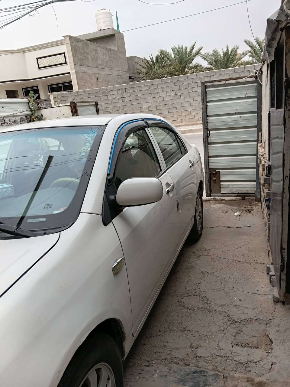 من رخصة الادمن بيواي دي
موديل ٢٠١١ رقم بغداد باسمي كير عادي
مكينه لانسر ابلاديه تبريد شغال بيها اخياس الدوسات ومصلحهن وضربه بلجنطه وصلحتها معتازه بس صبغ عنواني 
بغداد الشعله الدوانم اراوس بسياره شيري
تيكو الموبايل ***********
