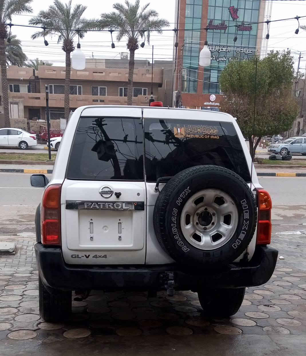 السلام عليكم نيسان باترول 2008 للبيع محرك كير خير من الله اوتوماتيك صدر امامي خلفي جديد تبريد تخم تاير جويتر باتري كله جديد ظفيره جوزات كلها تمام مزاد ديالى السياره حلوا داخلها مرتب عدادها يقرأ 200 السعر 92 الاتصال على الرقم *********** بغداد
