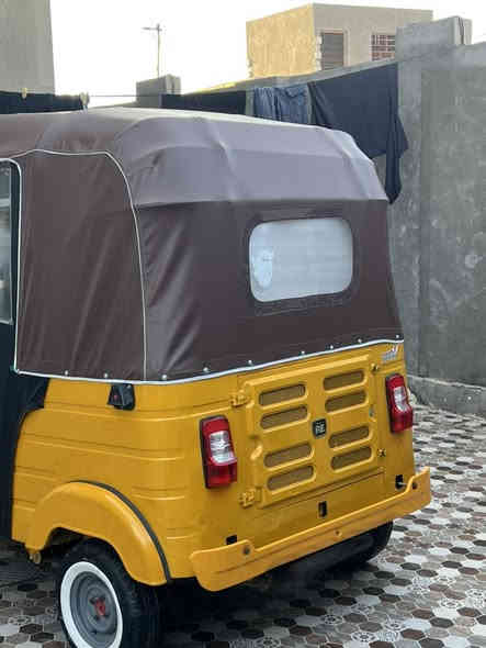 السلام عليكم تكتك للبيع موديل 18 بشهر ال 11 طابه بل 19 
تكتك نضيفه كلش قطرت خياس مابيه 

كهربائيات كله شغاله دشبول عالي ناصي أشاير كلوب دهن باتري كله شغال 
مكينه تجفيت جديد شركه مكفوله من تنقيص وتبخير 

أوراق مكفوله وياك للرقم :قرص الترقيم وياه موجود بس تمشي معامله وتكمل ترقيم 

مكاني: بابل الحمزه الغربي 
السعر:4 و 100 وبيه مجال حك الجيه 

 الخاص مغلق :  ***********
