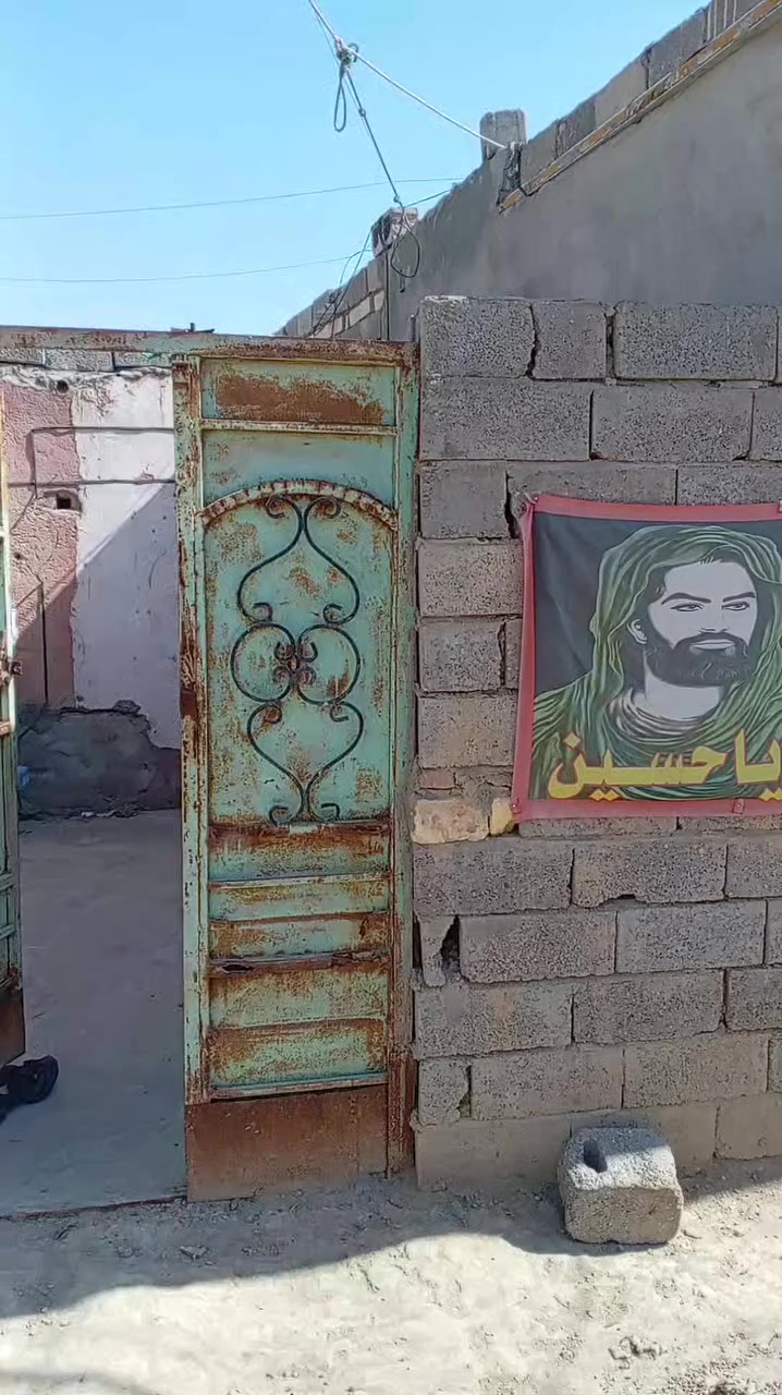 السلام عليكم
بيت للايجار يتكون من غرفه وصاله ومطبخ وصحيات بي تانكي وكيزر وماطور المكان الشطره /حاوي العباس سعر جدا مناسب ب100
للتواصل ***********
