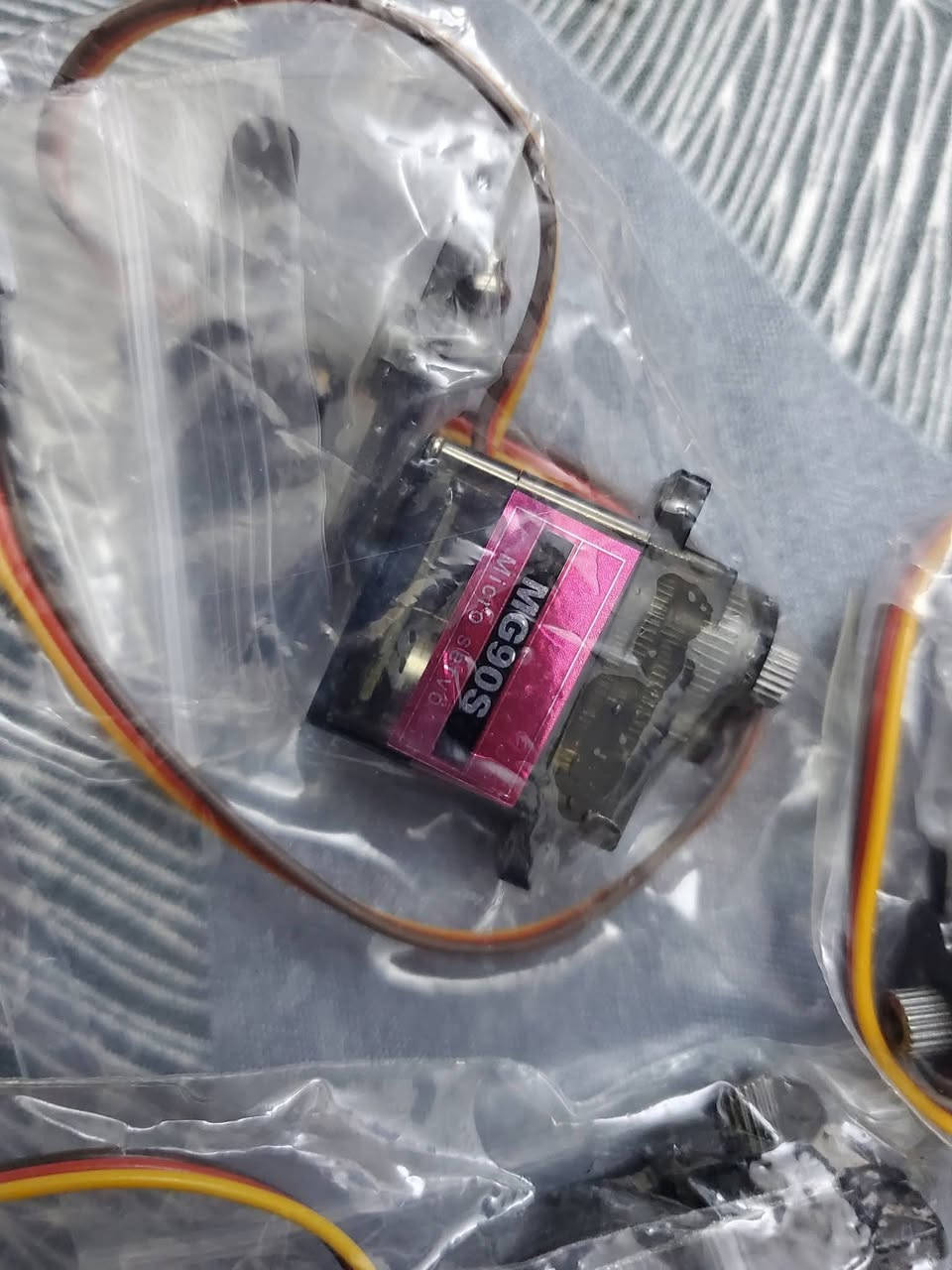 ماطورات بهذا الشكل ٥ قطع


**إذا كنت صاحب هذا الإعلان وتريد حذفه لأي سبب، رجاءا أرسل رسالة إلى الدعم الفني**