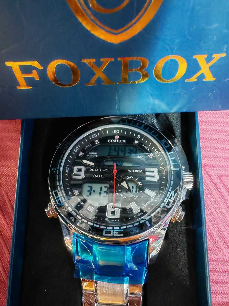 اخوان هاي طلعت بالامزون.. أعلى سعر، ابيعها للحجز ***********
