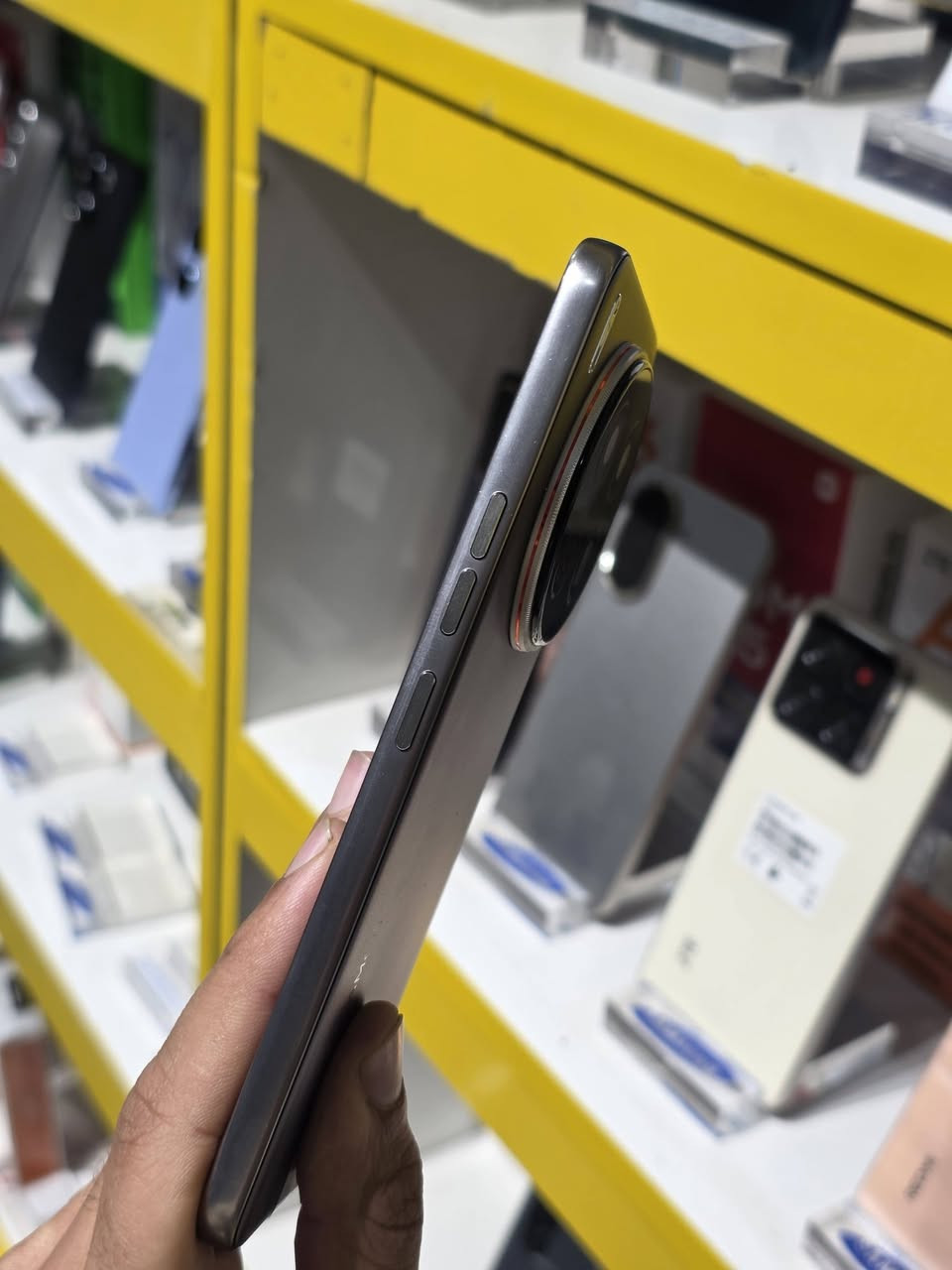 🟨متوفر 👇

🟡 تكنو كامون 40 بريمير 5g
🟡 ذاكرة/256 
🟡 رام/12 
🟡 ببجي 120 فريم 
🟡 نضافة 100% 
🟡شاشة 144 امولد 
🟡 للبيع ولمراوس 
🟡 السعر مناسب 🔥
🟨 مستعدين لشراء جميع اجهزتكم أو مراوس بأي جهاز يعجبكم.
رابط قناة التلي تنزل جميع الأسعار https://t.me/mh21an

يتوفر خدمة توصيل 🚚داخل كربلاء 
او 🎗️
زيارة عنواننا الكائن 👇
العنوان// كربلاء// حي الغدير سوق حي الغدير //قرب مطعم أبو احمد //مجمع الجزيره الطبي//مركز الدقة للموبايل 
مصطفى ***********
مقتدى ***********
