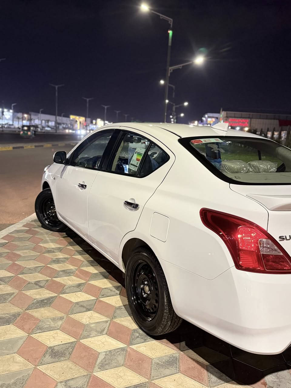 سلام عليكم
البيع نيسان صني ٢٠٢٥ هندي بليت زركه 
ام ضمان سور 
شباك نحله 
كأمره شاشه تحكم ستيرن 
يدات نيكل 
بلوجكتور جناح 
وباقي المواصفات معروفه 
ماشيه ٣ ألف بعدها بوضع شركه 

مكانها البصرة 

رقمي : ***********
