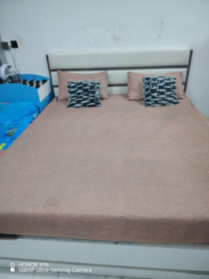 السلام عليكم اني مندوبة وهاي غرفة للبيع مكانها الغزالية سعرها 200 وبيها مجال


**إذا كنت صاحب هذا الإعلان وتريد حذفه لأي سبب، رجاءا أرسل رسالة إلى الدعم الفني**