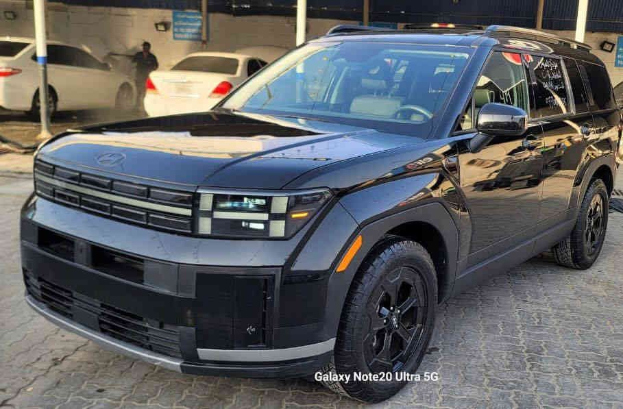 *استلام مباشر داخل منفذ سفوان*
بالإمكان إدخال السياره بكتاب شهداء

*هونـداي سنتـافي موديــ2024ـل*
*السعر195$جاهزه)فول موصفات* بدون كمرك. ستفسار ***********
