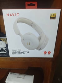 سماعة هافت مفولة نضافة 95%  معلوماتهة موضحة بالصورة الجديدة ب95 انة را...