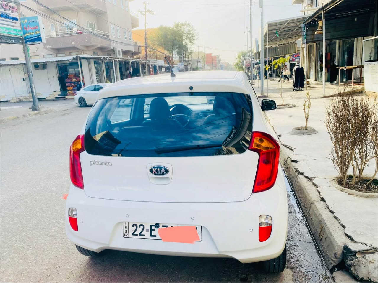 كيا بيكانتو موديل 2014سياره جديد مال بيت دفتر بنزين موجود  موصفات فول ماعد بصمه سلايت ماشى ٧٧ الف حقيقه مكفول كفاله عامه من صبغ او تبديل ماعد اصبعين تعديل شرط اصبعين بس رقم سنوي هه زا كلها جديد لحد ٢٠٣٠جديد سياره خير من الله ربع مصرف  مابيها  شرط فحص حته سونر كمبيوتركلها بشرط سعر٩٦بيهامجال كلش بسيط عنوان كركوك سوق ازادى *********** كركوك, العراق
