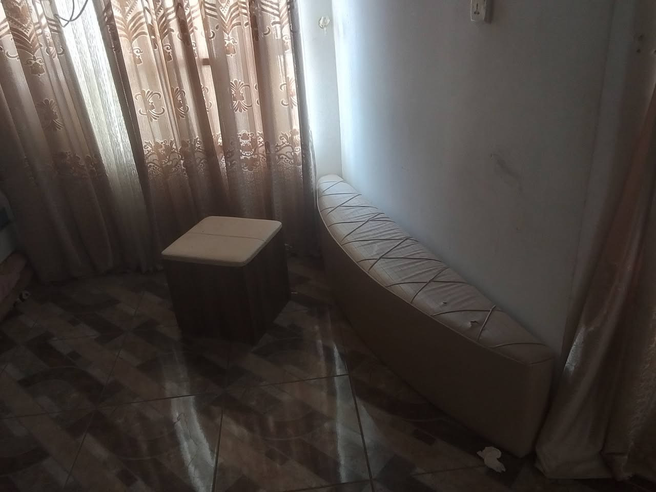 سلام عليكم غرفه نوم تركيا مستعمله للبيع وهاذه رقمي ***********
