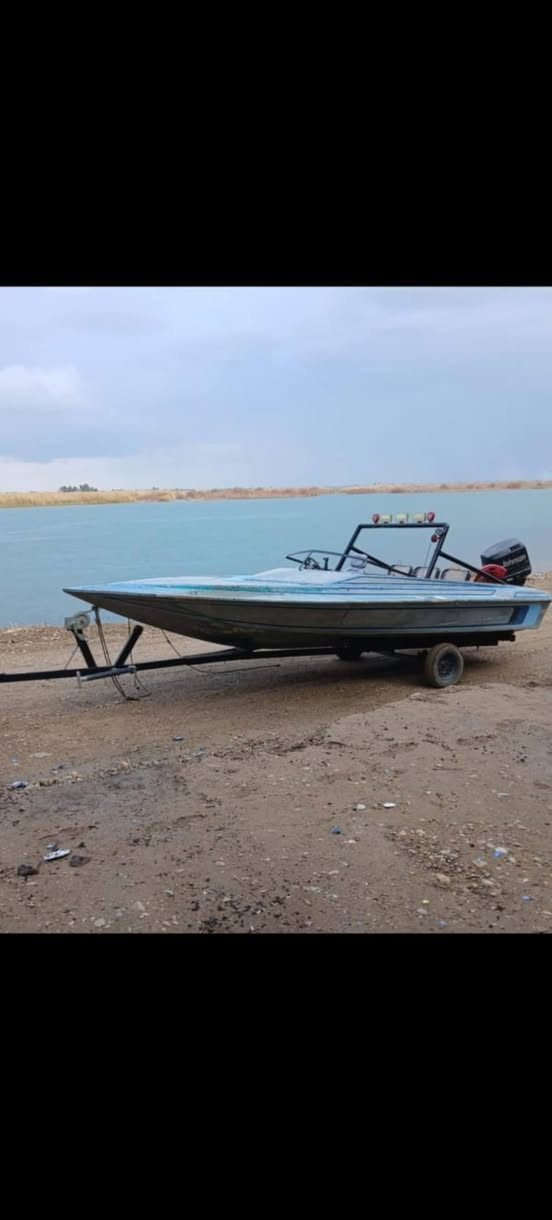 جكمت بدون صبغ محرك 175نوزل عل شغل كهربائيات كامله مع عربانه عل شغل بغداد الكريعات ***********
