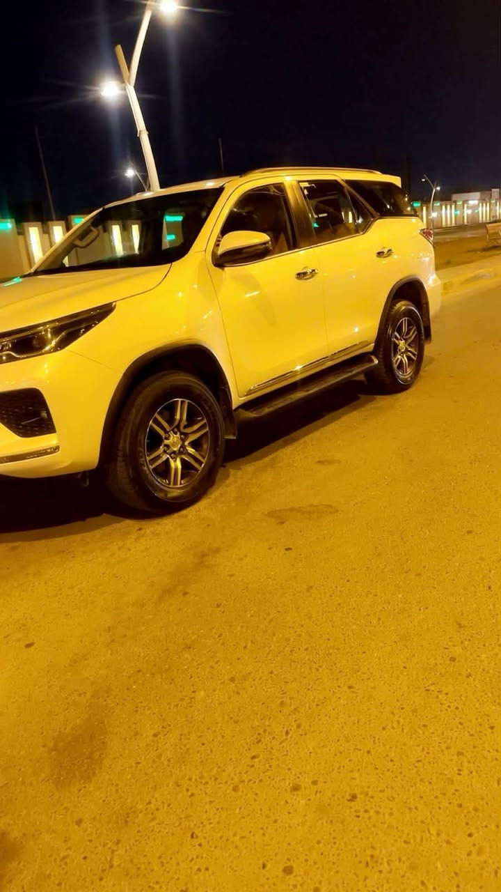 السلام عليكم

فورجنر 2023 للبيع فقط 

خليجي ٠٠٠

رقم بغداد

محرك 4 سلندر 2700

ماشيه ٩٥  الف السيارة جديده 

مواصفات 

7 راكب 

3 قطع تبريد 

تبريد بيانو 

شاحن واير ليس 

بصمه تشغيل اصلي 

بصمة ابواب

تحكم استيرن جهتين

مثبت سرعه 

فور ويل 

ثلاجه بلجك مجه

صاجات بلداخل 

حساسات امامي خلفي

كامره خلفيه

بلوجكتور 

اناره LED 

للتواصل ***********

والباقي مكفول 

سعر ٢٨.٨٠٠$ بيه مجال بسيط حك الجيه

الفلوجه
