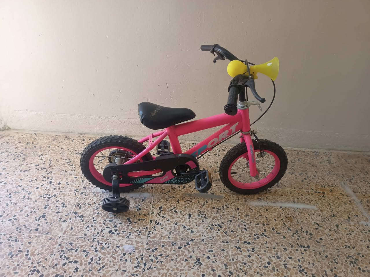 الكبير  سعره 40 والصغار سعر الواحد 30


**إذا كنت صاحب هذا الإعلان وتريد حذفه لأي سبب، رجاءا أرسل رسالة إلى الدعم الفني**