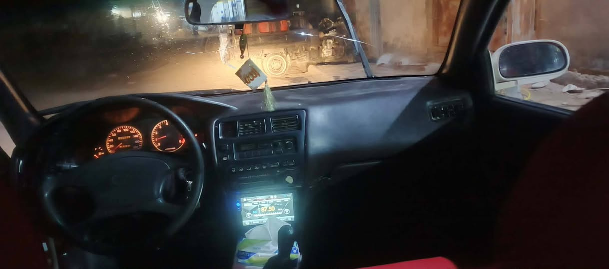 السلام عليكم كورلا للبيع موديل تسعينات جاهزة كير مكينة تخم تاير كهربائيات دوشمة رقم مثنى باسمي انكليزي عنواني السماوة السعر ٣٧ بيهة مجال للتواصل شراي عالرقم***********
