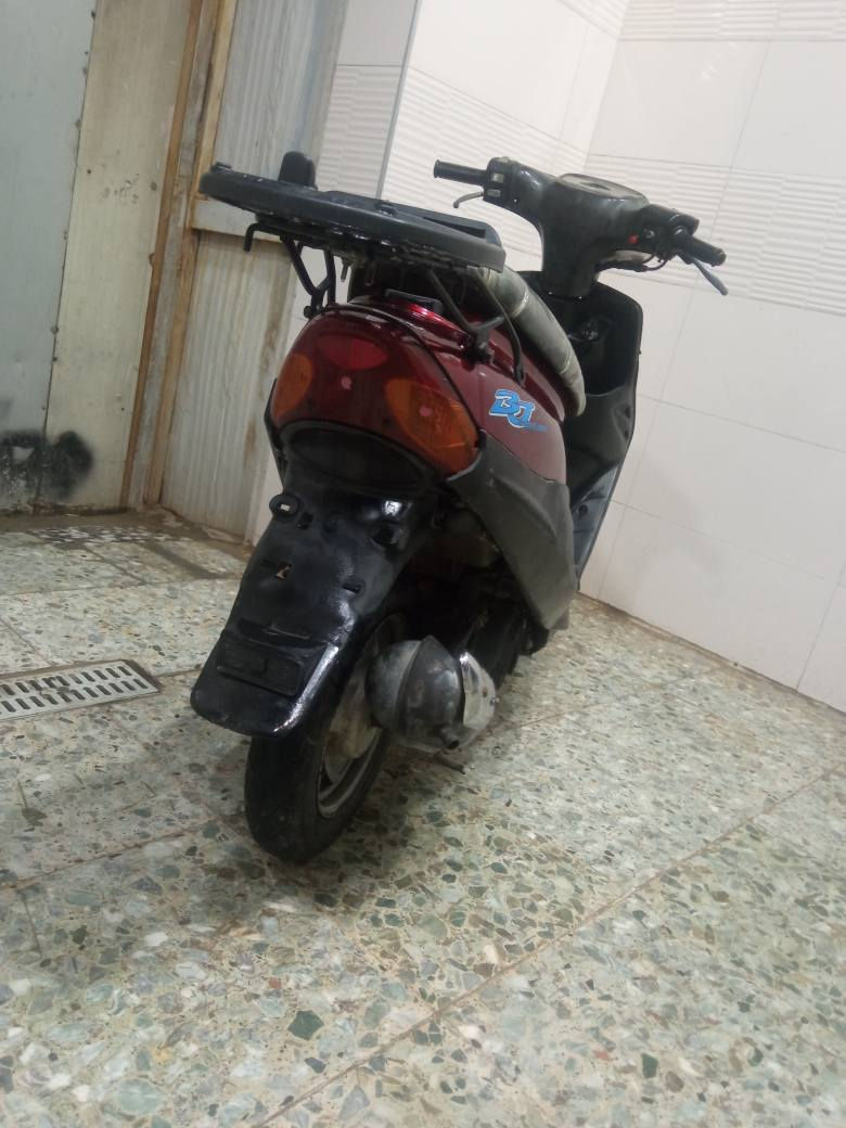 السلام عليكم اخوان دراجه للبيع كلش نضيفه البارحه بالمطره طفت وبعد ماشتغلت الله شاهد دراجه اخت الجديده كهربائيات كلها شغاله تايرات جدد السعر 150نهايتها. رحمه الوالديكم بدون عمله /مكان الرشاد قرب فلكة حي النصر

 *********** واتساب
