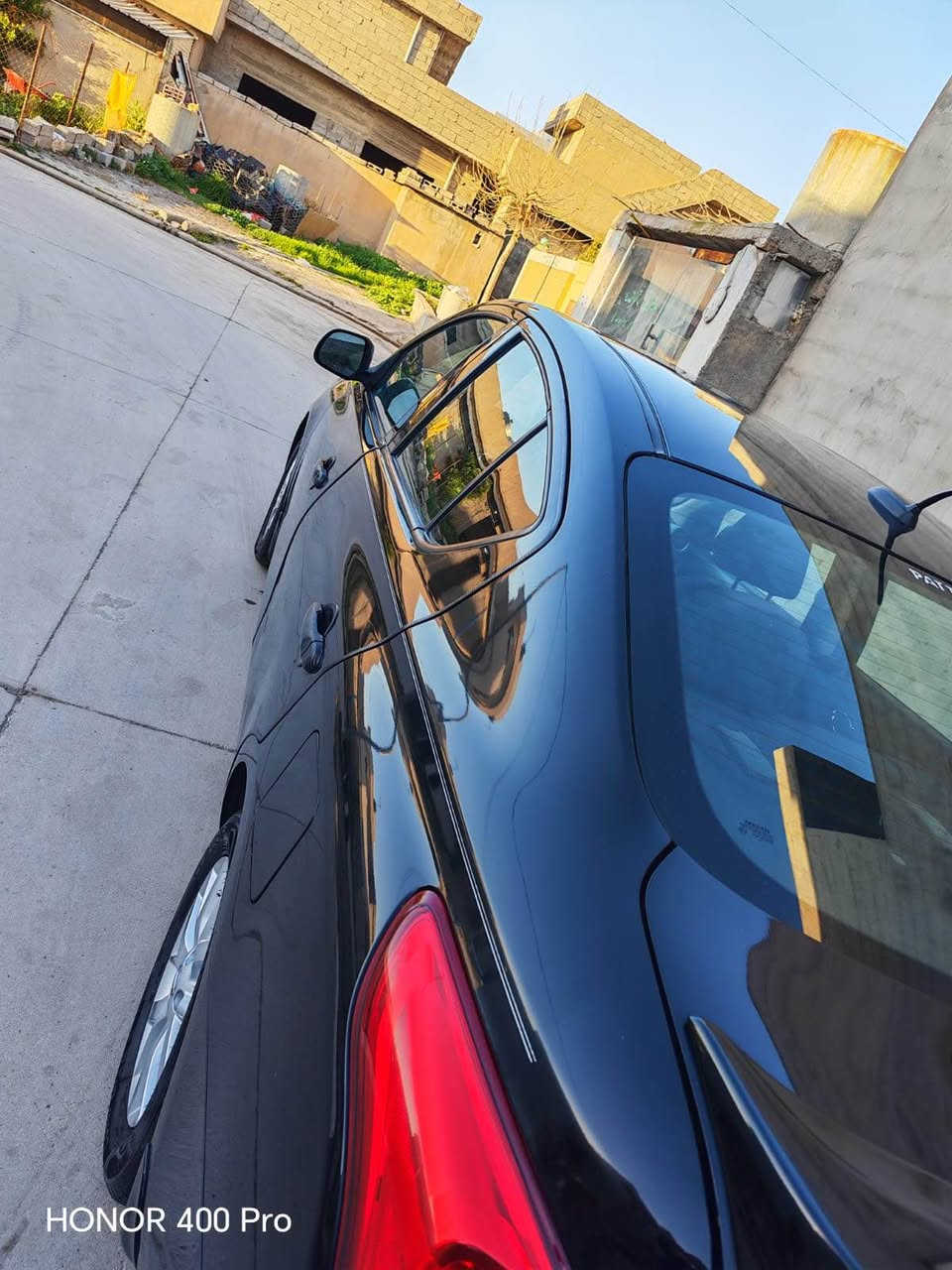 Nissan Versa 2019 SV Special Edition
فول سویج بەسمە و دەرگا بەسمە،ئاوێنە دژە فول
بێ بۆیاغە ، 2 پارچەی بە بیلادی گۆڕاوە جاملغو دەرکە 
.67،000mil رۆیە، پێش پشت هەمو کەپسە
پێشم تازە توند کرتەوە زۆر توندو تۆڵە،غازو بەنزینە 
فول ئقتسادیە،(بەناوی خۆمە) ڕەشی قەترانە.

110$ومەجالێکی کەم   . لە هەولێرم 
***********واتسئاپی لەسەرە
0750 763 08 57 أربيل, العراق
