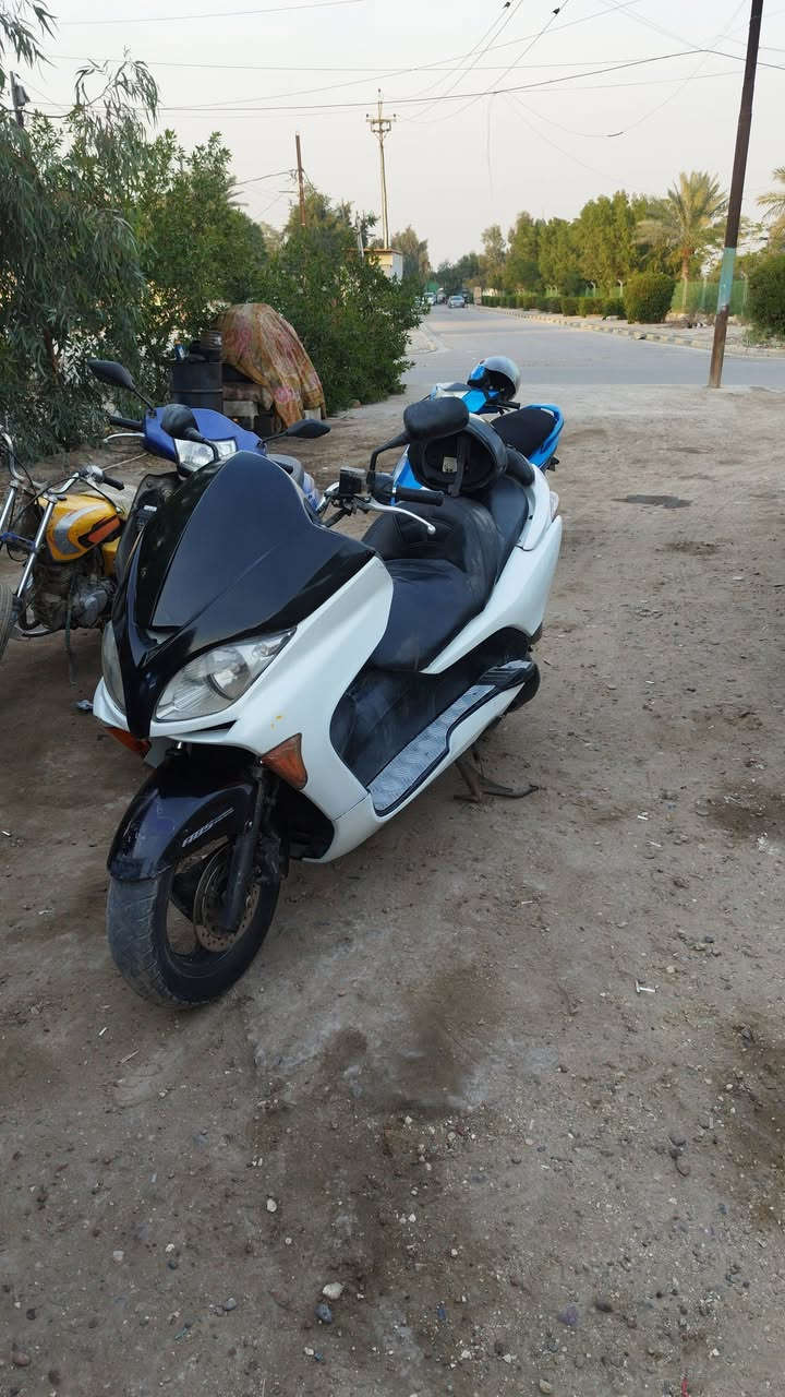 دراجه فورزه 09 مكينه ناعمه خير من الله لاتنقيص ولا تبخير 
مزوده ب صالنصه رياضي تخبل
كير ملغي حت تخلص من العطلات 
رون مفتوح معدل 120 ويوصل ل 140 
كهربائيات كله شغاله مابيه نقص ابد اشاير لايت زينون 
انطيك تراي الكركوك 
دهن اصلي كله موتل 
حساس ستان 
الدراجه كامله من كلشي السعر 850 وبيه مجال حك الجيه مكاني ديالى الخالص رقمي اتصال وواتساب24 ساعه مفتوح ***********/#/***********
