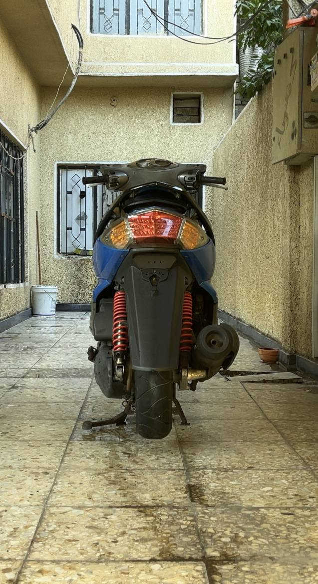 بيع او مراوس بي سي إكس والفرق حسب الاتفاق

السلام عليكم سكنس فحل كابريتر نازلة من الرمبة بشهر ال11  مكينة ناعمة شلعة ومعدل خير من الله الدراجة مداريها بانزين ودهن امزويل الدراجة مصبوغة صبغ مضبوط كهربائيات شغالة بالكامل سلف وهندر  والنظافة كدام عينك 
كفالة عامة 
مكاني بغداد العبيدي
***********
