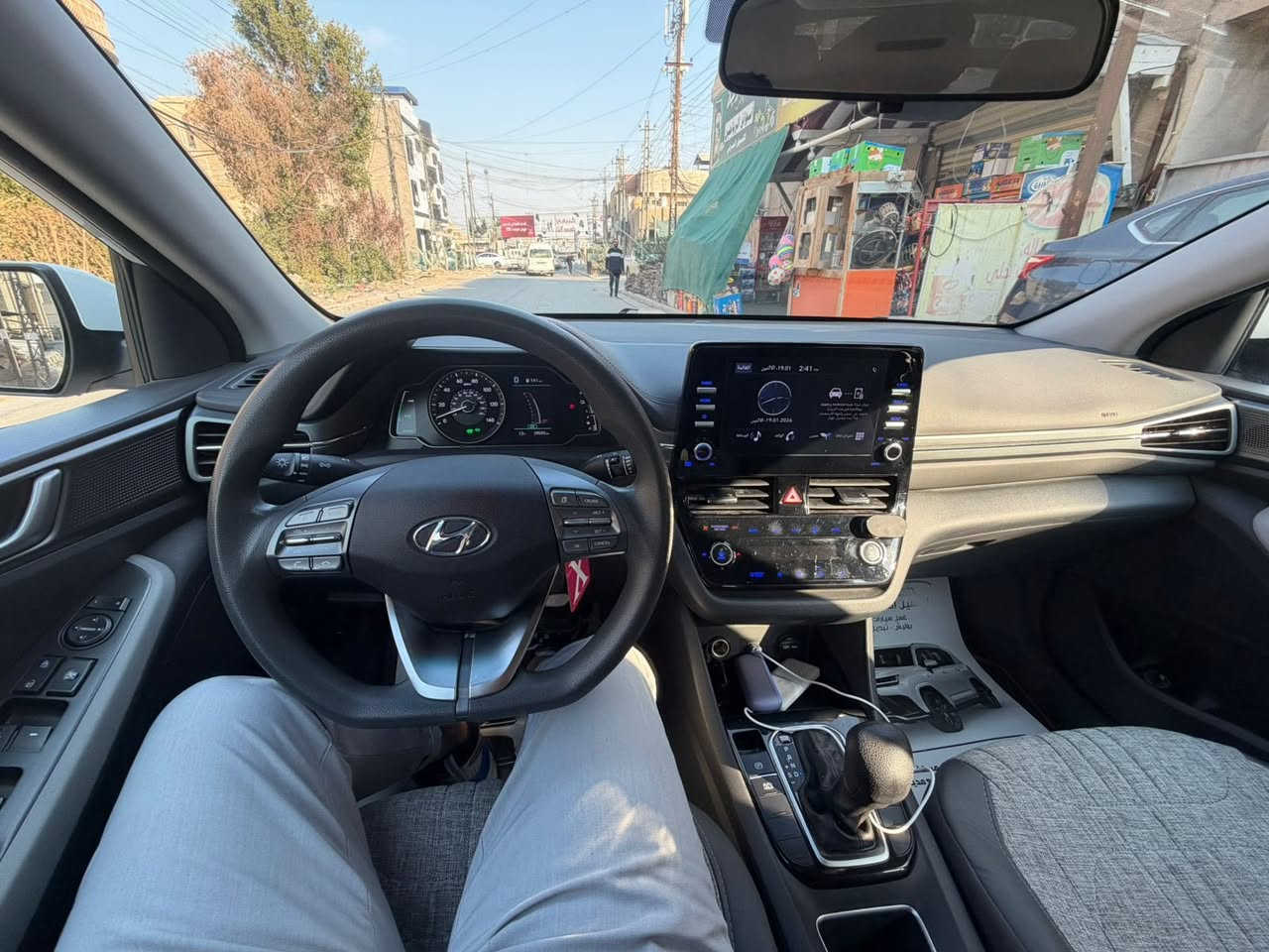 سلام عليكم هونداي ايونك هايبرد فول مواصفات عده الفتحه سياره عالميه واقتصاديه بنفس الوقت حادثه فقط دعاميه اماميه فقط ماشيه 38م سياره جديده بمعنى الكلمه تخم تاير جديد صدر جديد رقم جديد للبيع فقط موديل 2022 للبيع فقط مكاني بغداد الكرخ السعر 128$ وبيه مجال حك الجيه للاتصال ***********
