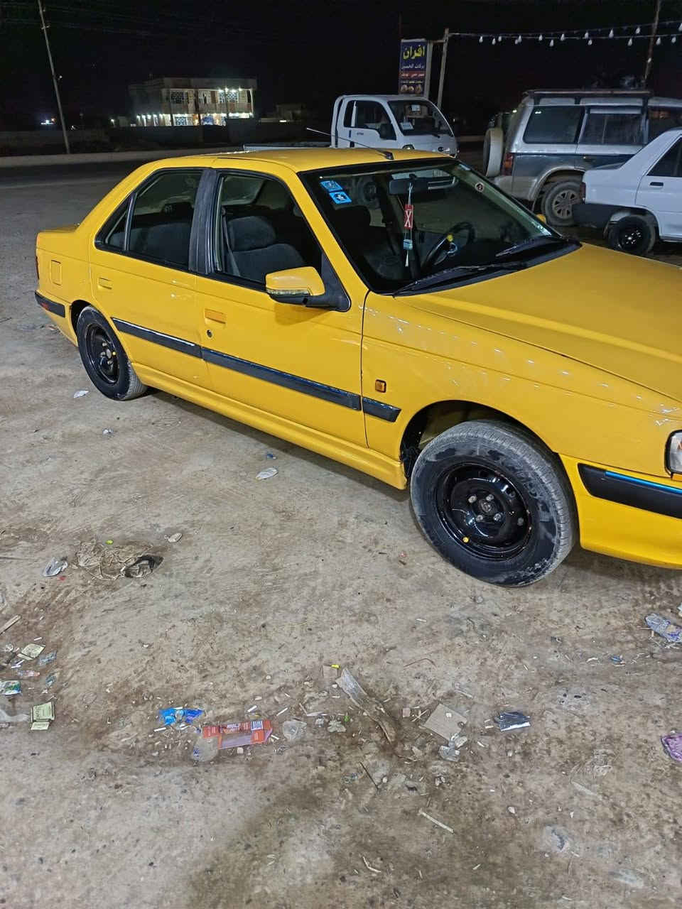 سلام عليكم بيجو بارص
البيع موديل 2015
كير مكفول محرك بدايت تبخير ماتنقص  سياره 
بيه بس جاملق خلفي لايسر باقي مكفول 
سعر 45وبيه مجال 
لاتصال ***********
