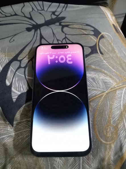 آيفون 14 برو ماكس ذاكرة٢٥٦ دبل سمكارت شرق أوسط بطاريته ٨٥ الضهر مكسور شوي لون انفسجي ومبدل بي شاشه فقط والشاشه احسن نوعيه بالسوك بدلتها ٢٥٠ الف السعر ٦٥٠ وبي مجال بسيط عنواني بغداد مدينه الصدر رقمي ***********
