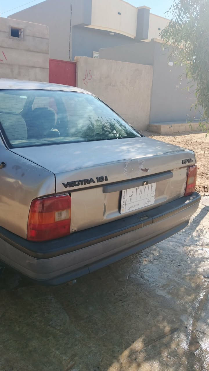 سلام عليكم للبيع فكترا حجم 18 نضيف بدون صبخ بطاريه جديد تحويل ثاني يوم كاربون بيه محرك شرط سعر 40 بي مجال قليل مكان سياره موصل شلالات رقم هاتف ***********/***********
