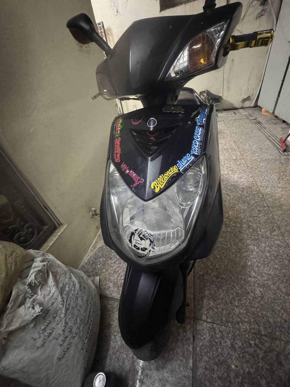 سلام عليكم 
سكنس فحل للبيع 
المكان البلديات مزوده خارجي شرط شلعه ومعدل ما مفتوحه مكينه بلادي السعر على هذا الرقم فقط *********** أوراق كامله جيب وياك فيتر
