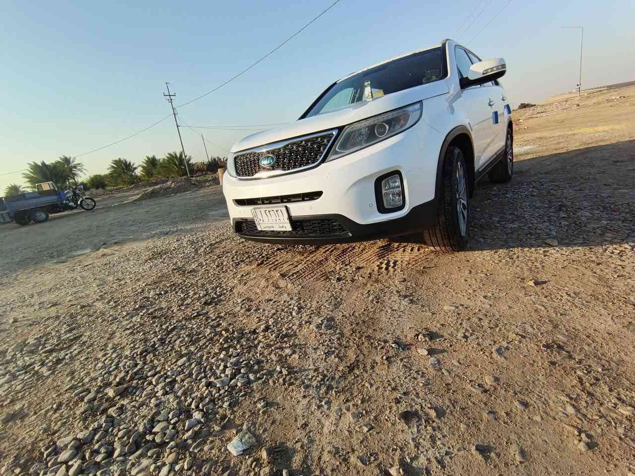 السلام عليكم ورحمة الله وبركاتة
سورنتو خليجي 2015 4سلندر السياره نضيفه كلش مكفوله كفاله عامه سونار موجود قبل يومين مسويله  تريد اسوي انته  سونار

خاص غير متواجد للاستفسار  الاتصال على ***********
