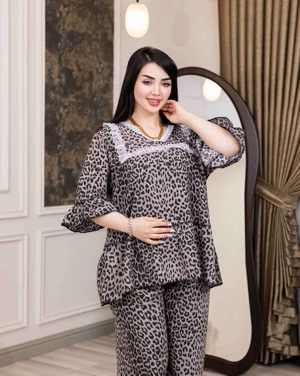 تراك نسائي 

خامة زبدة  مسحب مطاط شرط الفحص

فري سايز حد ٨٥ كيلو.

توصيل جميع المحافظات بغداد, العراق


**إذا كنت صاحب هذا الإعلان وتريد حذفه لأي سبب، رجاءا أرسل رسالة إلى الدعم الفني**