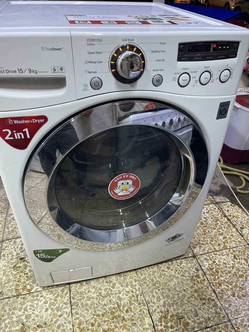 غساله ئوتميتك LGفول موصفات بخار(مكوى)بي 15كيلو فول موصفات نظيف100%100بشرط شغل بشرط بلادي ممصلح شركه بعد صناعه كوريا لاصلي اي ستفسر عل***********وتساب
