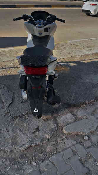 سلام عليكم 🤍. بي سي اكس جيل ثاني ياباني JF الدراجه مكفوله كفاله عامة من كلشي كلشي شغال بيها 
حساس ازدحام
تدفئه
دبل اشاره
تجوه
جميع كهربائيات شغاله
دبل رياضي بيها الدراجه 
دراجه جديده مال رمبه 
رايدها ب 17ونص و بيها مجال بسيط ♥️.
للتواصل و الاستفسار 
***********
