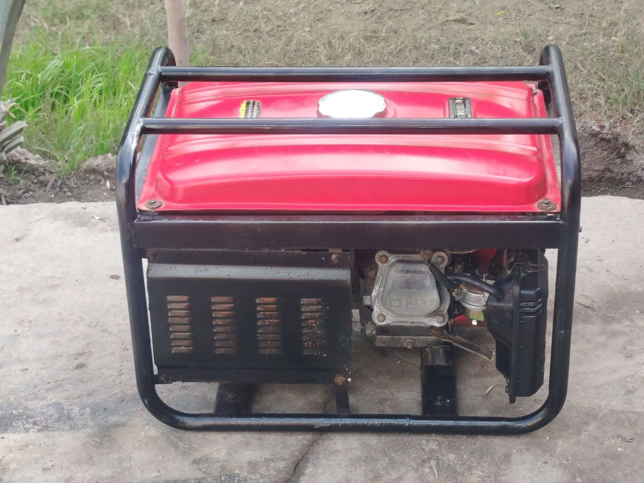 مولده تايكر احمر ٢ ونص ك ١٠ امبير ملف نحاس نظيف كلش ما داخل تصليح ابد شغال وعل فحص السعر ١٤٠ الف هاتف ((***********)) ((***********)) الكورك بي واتساب يوجد خدمت توصيل العنوان بغداد التاجي
